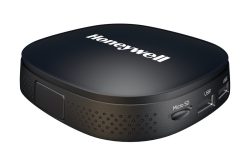 Ein schwarzes, quadratisches Honeywell-Gerät mit abgerundeten Ecken. Es verfügt über Anschlüsse für Micro SD, USB1 und USB2.