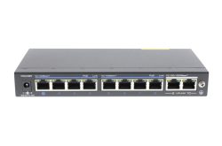 Ein Netzwerk-Switch mit zehn Ethernet-Ports.