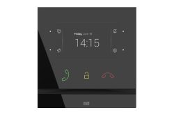 Ein schwarzes digitales Bedienfeld mit einem Display im oberen Bereich zeigt die Uhrzeit 14:15 an. Symbole für Anruf, Sperre und Auflegen sind unten zu sehen.