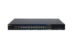 Ein schwarzer Netzwerk-Switch mit mehreren Ethernet-Anschlüssen und einem Herstellerlogo links oben auf der Vorderseite.