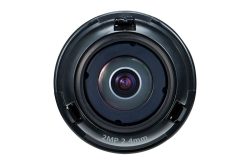 Kameraobjektiv mit der Beschriftung "2MP 2.4mm" in der Nahaufnahme.