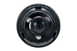 Kameralinse mit der Aufschrift "2MP 6.0mm", in Nahaufnahme dargestellt.