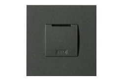 Ein schwarzer RFID-Kartenleser an einer Wand.