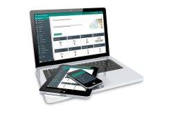 Ein Laptop, Tablet und Smartphone mit geöffnetem Dashboard der Access-Commander-Software auf den Bildschirmen.