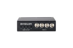Ein schwarz-grauer Avigilon Mediaserver mit vier Audio-Eingängen und vier BNC-Videoeingängen.