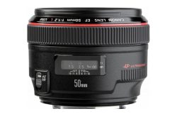 Canon EF 50mm f/1.2L USM Kameraobjektiv, schwarz, mit roter Linie und Schalter für Autofokus/Manueller Fokus.
