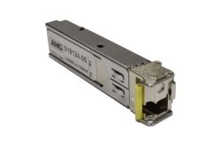 Ein SFP-Modul mit der Aufschrift "AMG S18124-05", geeignet für 1000M LX über 120 km.