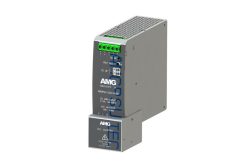 Ein industrielles Netzteil von AMG Systems in grauem Gehäuse mit grünen Anschlüssen und verschiedenen technischen Beschreibungen auf der Vorderseite.