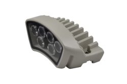 LED-Scheinwerfer in einem robusten, grauen Gehäuse mit sechs Linsen.