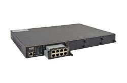 Ein schwarzes elektronisches Rackmount-Gerät mit mehreren Ethernet-Ports und Statusanzeigen auf der Vorderseite.