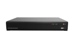 Ein digitaler 16-Kanal-HD-Videorekorder mit schwarzen Gehäuse, zwei Anzeigelichtern für Strom (rot) und Festplatte (grün), sowie einem USB-Anschluss rechts vorne.