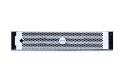 Server mit einem weißen Gitter und schwarzer Kante, vorne zentral das Logo von Avigilon.