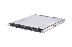 Ein silberfarbener 1U-Rack-Server mit mehreren Laufwerksschächten und Kühlungsöffnungen an der Vorderseite.