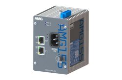 Elektronisches Gerät mit der Aufschrift "AMG155", zwei Ethernet-Ports, Stromanschluss und Sicherung.