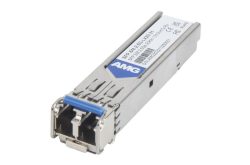 Ein SFP-Modul mit der Aufschrift "AMG", gekennzeichnet als "SFP-SM-2.5G-LX-31" und "SFP SM 2.5G-BIDI", mit CE und RoHS Zeichen.