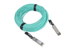 Ein türkises Glasfaserkabel mit SFP-Modulen an beiden Enden, aufgerollt und mit einem Klettband fixiert.