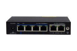 Switch-Netzwerkgerät mit sechs Ethernet-Ports und einer Stromanschlussbuchse.