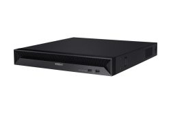 Ein schwarzer Wisenet-Digitalvideorecorder mit Lüftungsschlitzen, USB-Anschlüssen und Status-LEDs auf der Vorderseite.