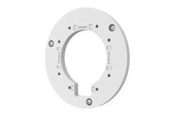 Weißer runder Adapter mit Schraubenlöchern und der Aufschrift "DOUBLE".