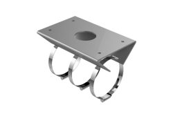 Ein silbernes Metallteil bestehend aus einer rechteckigen Platte mit drei darunter angebrachten Befestigungsringen.