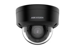 Schwarze Überwachungskamera der Marke Hikvision mit transparenter Kuppel und sichtbarem Objektiv.