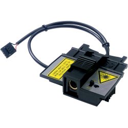 Ein Lasermodul mit Verbindungskabel und Warnhinweisen, das schwarze Gehäuse enthält Steckerkontakte und gelbe Warnetiketten.