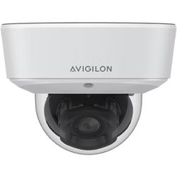 Eine weiße Überwachungskamera der Marke Avigilon, mit einer Kuppel zur Abdeckung des Objektivs.