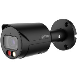 Schwarze Überwachungskamera mit dem Schriftzug "Dahua Technology", montiert an einer Wandhalterung, mit Linse und LED-Licht erkennbar.