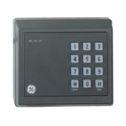 Ein elektronisches Tastenfeld mit einer schwarzen Oberfläche und einer numerischen Tastatur, bestehend aus den Ziffern 0 bis 9 sowie Tasten für Ein- und Ausschalten. In der unteren linken Ecke befindet sich ein Logo.