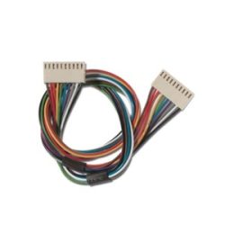 Buntes mehradriges Kabel mit zwei weißen Steckverbindern an den Enden.
