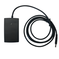 Ein schwarzes elektronisches Gerät mit einem langen angeschlossenen Kabel wird dargestellt. Das Kabel ist ordentlich aufgerollt und das Gerät hat eine einzige runde Taste oder Anzeige oben.