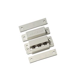 Metallischer Magnetschalter mit abnehmbarer Abdeckung, auf der "APTEK" steht, und zwei Montagelaschen.