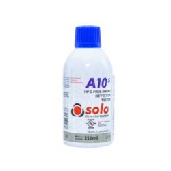 Eine weiße Sprühdose Solo A10s HFC-frei Rauchmelder Tester mit blauem Deckel, 250 ml.