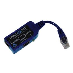 Blauer IP-Kamera-Fokussieradapter mit Ethernet-Anschluss, auf dem "Pinpoint" aufgedruckt ist, sowie Anschlüsse für Laptop, Daten und POE.