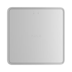 Ein weißes, quadratisches Gerät mit abgerundeten Ecken und dem Markenlogo "AJAX" in der Mitte.