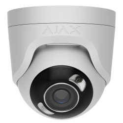 Weiße Überwachungskamera mit sichtbarer Linse und dem Logo "AJAX" auf der Oberseite.