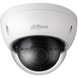 Sicherheitskamera von Dahua Technology in einer weißen Kuppelhalterung.