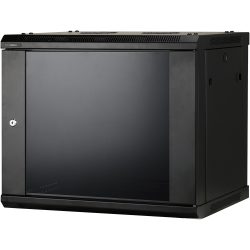 Schwarzes Server-Rack-Gehäuse mit einer Glastür und einem Schlüsselschloss an der Vorderseite.