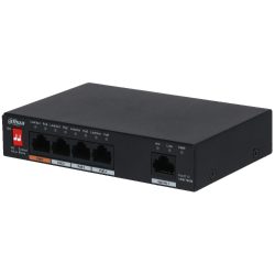 Ein schwarzer PoE-Netzwerk-Switch der Marke Dahua mit fünf Ethernet-Anschlüssen, davon vier PoE-Kanäle, auf einer weißen Oberfläche platziert.