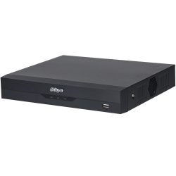 Schwarzer Netzwerkrekorder von Dahua mit USB-Anschluss und Lüftungsgitter an der Seite.