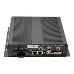 Schwarzer Multimedia-Receiver mit verschiedenen Anschlüssen, darunter Ethernet, DVI, Audio und UART, sowie einem Netzschalter und einer Stromanschlussbuchse.